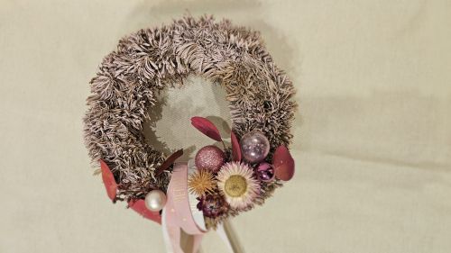 Christmas Wreath in burgundy and pink