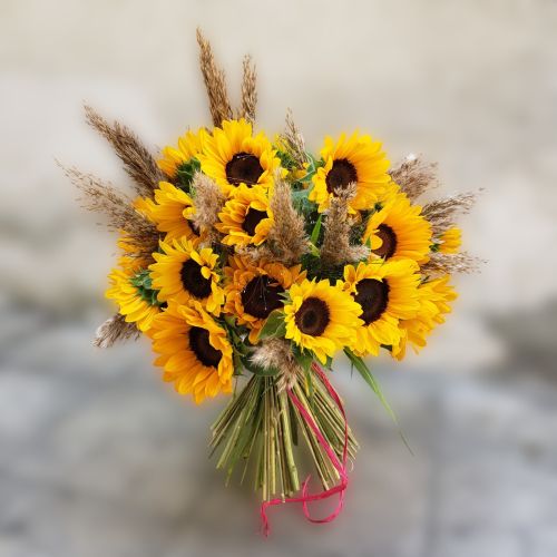 Sunflowers bouquet
