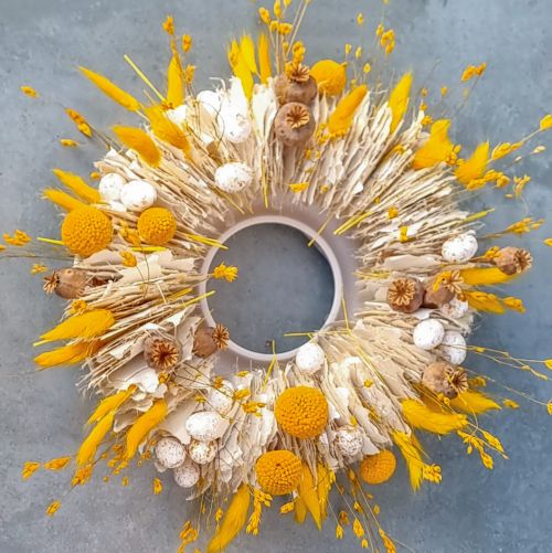 Easter table wreath