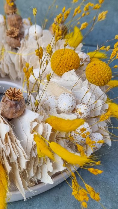 Easter table wreath