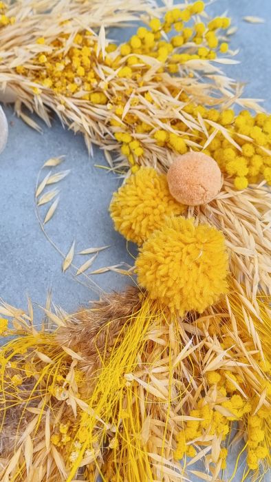 Easter wreath Mimosa