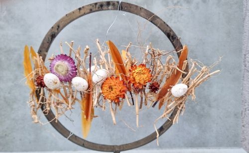 Easter decoration with dried flowers